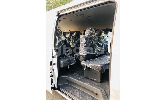 Ra Imported Foton Tunland funfun Ọkọ̀ in Import - Dubai ni Ashanti Ra Imported Foton Tunland funfun Ọkọ̀ in Import - Dubai ni Ashanti