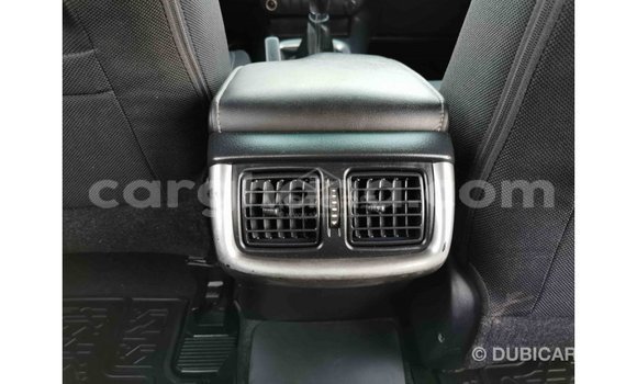 Sayi Imported Toyota Hilux White Mota in Import - Dubai a Ashanti Sayi Imported Toyota Hilux White Mota in Import - Dubai a Ashanti