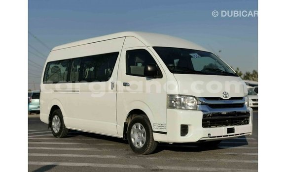 Buy Import Toyota Hiace White Car in Import - Dubai in Ashanti Buy Import Toyota Hiace White Car in Import - Dubai in Ashanti