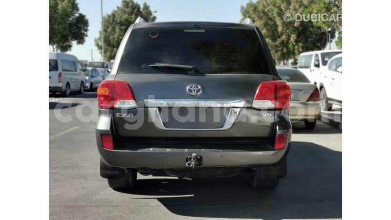 Big with watermark toyota land cruiser ashanti import dubai 16120