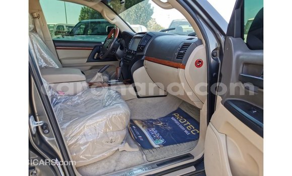 Sayi Imported Toyota Land Cruiser Sauran Mota in Import - Dubai a Ashanti Sayi Imported Toyota Land Cruiser Sauran Mota in Import - Dubai a Ashanti