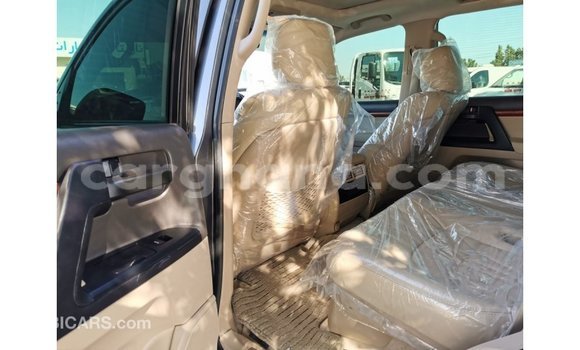 Sayi Imported Toyota Land Cruiser Sauran Mota in Import - Dubai a Ashanti Sayi Imported Toyota Land Cruiser Sauran Mota in Import - Dubai a Ashanti