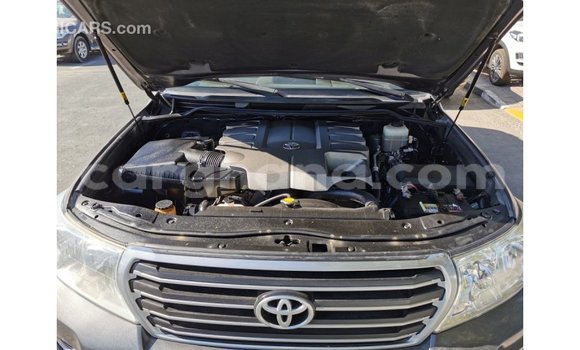 Sayi Imported Toyota Land Cruiser Sauran Mota in Import - Dubai a Ashanti Sayi Imported Toyota Land Cruiser Sauran Mota in Import - Dubai a Ashanti