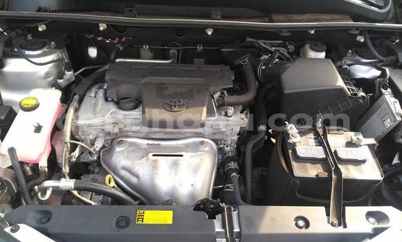 Sayi Na hannu Toyota RAV4 Azurfa Mota in Accra a Greater Accra Sayi Na hannu Toyota RAV4 Azurfa Mota in Accra a Greater Accra