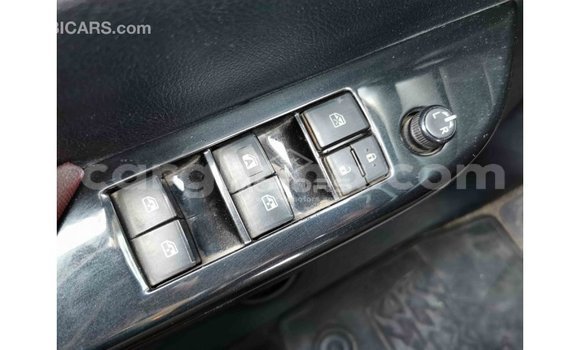 Sayi Imported Toyota Hilux White Mota in Import - Dubai a Ashanti Sayi Imported Toyota Hilux White Mota in Import - Dubai a Ashanti