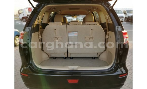 Sayi Imported Toyota Previa Black Mota in Import - Dubai a Ashanti Sayi Imported Toyota Previa Black Mota in Import - Dubai a Ashanti