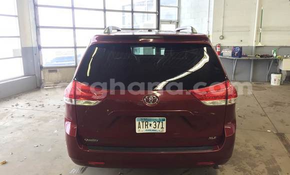 Buy Used Toyota Sienna Red Car in Accra in Greater Accra Buy Used Toyota Sienna Red Car in Accra in Greater Accra