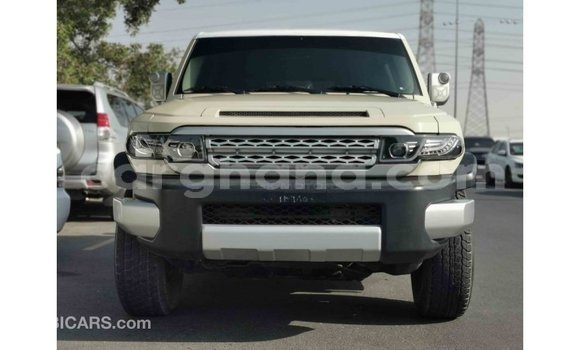 Buy Import Toyota FJ Cruiser Beige Car in Import - Dubai in Ashanti Buy Import Toyota FJ Cruiser Beige Car in Import - Dubai in Ashanti