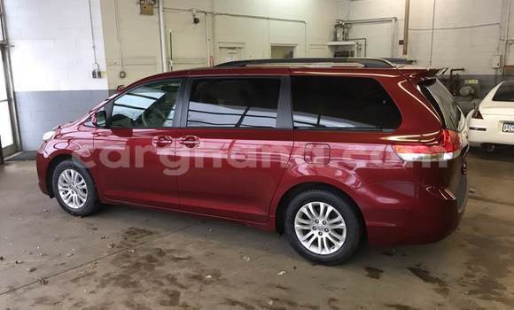 Buy Used Toyota Sienna Red Car in Accra in Greater Accra Buy Used Toyota Sienna Red Car in Accra in Greater Accra