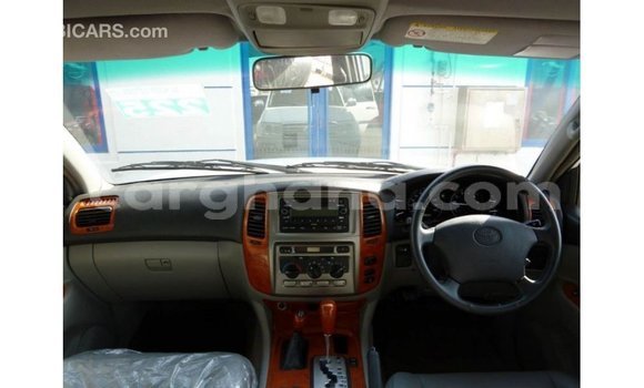 Sayi Imported Toyota Land Cruiser White Mota in Import - Dubai a Ashanti Sayi Imported Toyota Land Cruiser White Mota in Import - Dubai a Ashanti
