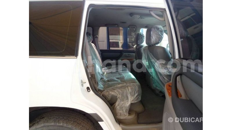 Big with watermark toyota land cruiser ashanti import dubai 16168