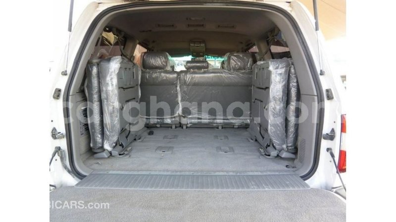 Big with watermark toyota land cruiser ashanti import dubai 16168