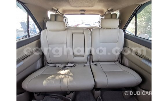 Sayi Imported Toyota Fortuner White Mota in Import - Dubai a Ashanti Sayi Imported Toyota Fortuner White Mota in Import - Dubai a Ashanti