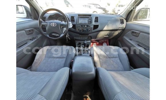 Ra Imported Toyota Hilux funfun Ọkọ̀ in Import - Dubai ni Ashanti Ra Imported Toyota Hilux funfun Ọkọ̀ in Import - Dubai ni Ashanti