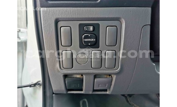 Ra Imported Toyota Hilux funfun Ọkọ̀ in Import - Dubai ni Ashanti Ra Imported Toyota Hilux funfun Ọkọ̀ in Import - Dubai ni Ashanti