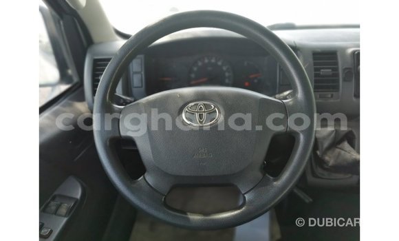 Sayi Imported Toyota Hiace White Mota in Import - Dubai a Ashanti Sayi Imported Toyota Hiace White Mota in Import - Dubai a Ashanti