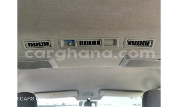 Sayi Imported Toyota Hiace White Mota in Import - Dubai a Ashanti Sayi Imported Toyota Hiace White Mota in Import - Dubai a Ashanti