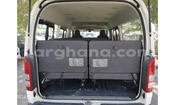 Sayi Imported Toyota Hiace White Mota in Import - Dubai a Ashanti Sayi Imported Toyota Hiace White Mota in Import - Dubai a Ashanti