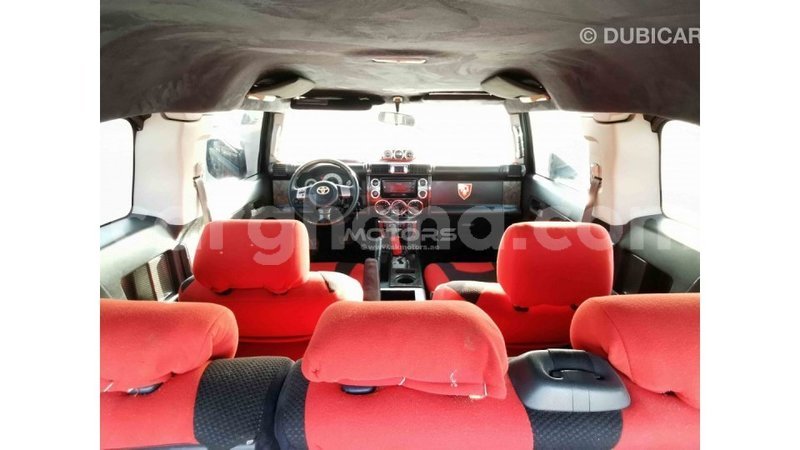 Big with watermark toyota fj cruiser ashanti import dubai 16179