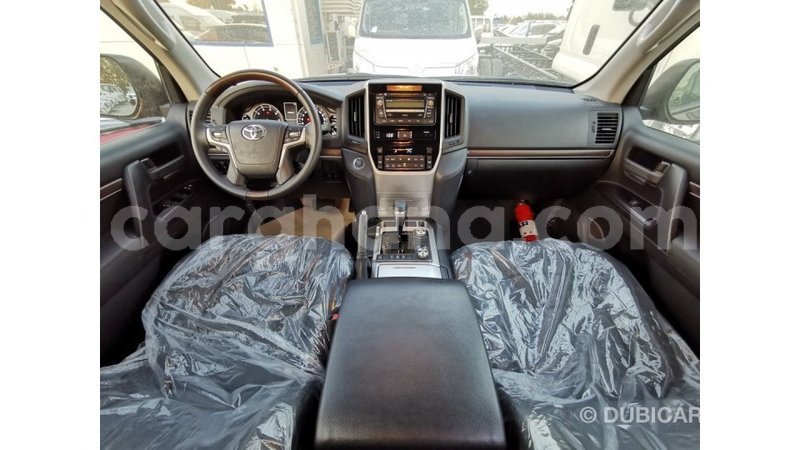 Big with watermark toyota land cruiser ashanti import dubai 16183