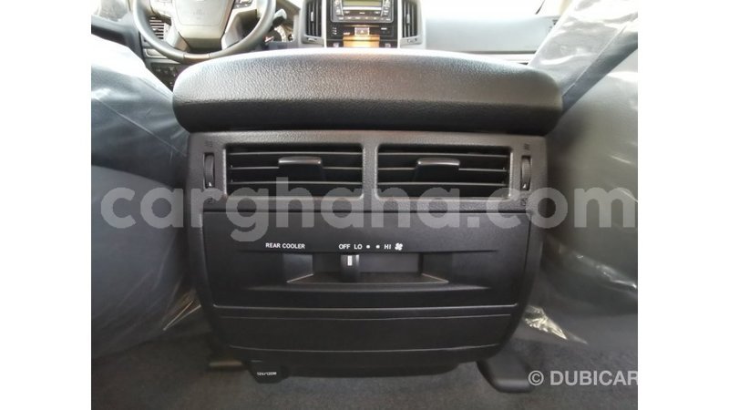 Big with watermark toyota land cruiser ashanti import dubai 16183