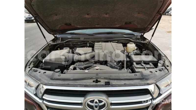 Big with watermark toyota land cruiser ashanti import dubai 16183