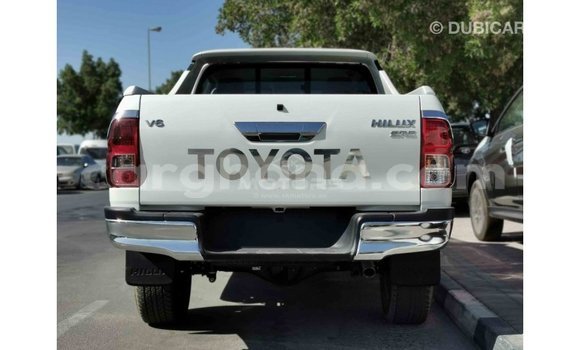 Ra Imported Toyota Hilux funfun Ọkọ̀ in Import - Dubai ni Ashanti Ra Imported Toyota Hilux funfun Ọkọ̀ in Import - Dubai ni Ashanti