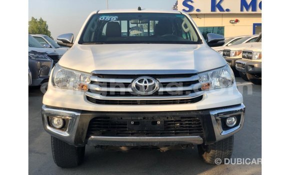 Buy Import Toyota Hilux White Car in Import - Dubai in Ashanti Buy Import Toyota Hilux White Car in Import - Dubai in Ashanti