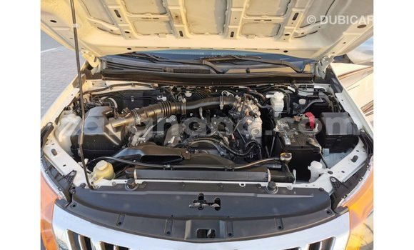 Buy Import Mitsubishi L200 White Car in Import - Dubai in Ashanti Buy Import Mitsubishi L200 White Car in Import - Dubai in Ashanti