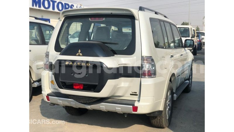 Big with watermark mitsubishi pajero ashanti import dubai 16210