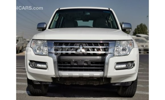Buy Import Mitsubishi Pajero White Car in Import - Dubai in Ashanti Buy Import Mitsubishi Pajero White Car in Import - Dubai in Ashanti