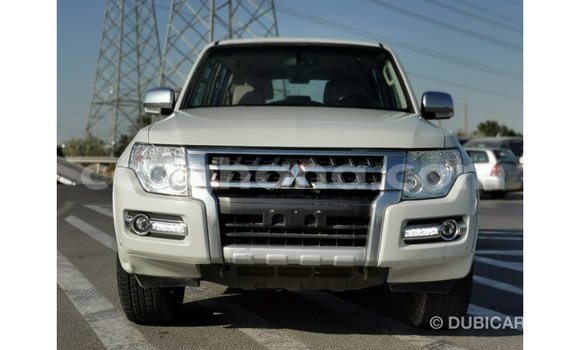 Buy Import Mitsubishi Pajero White Car in Import - Dubai in Ashanti Buy Import Mitsubishi Pajero White Car in Import - Dubai in Ashanti