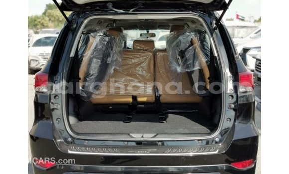 Sayi Imported Toyota Fortuner Black Mota in Import - Dubai a Ashanti Sayi Imported Toyota Fortuner Black Mota in Import - Dubai a Ashanti