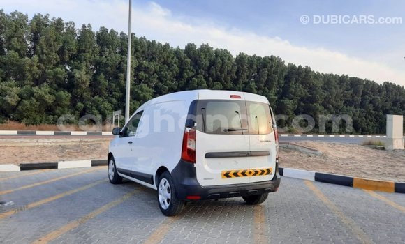 Ra Imported Renault 19 funfun Ọkọ̀ in Import - Dubai ni Ashanti Ra Imported Renault 19 funfun Ọkọ̀ in Import - Dubai ni Ashanti