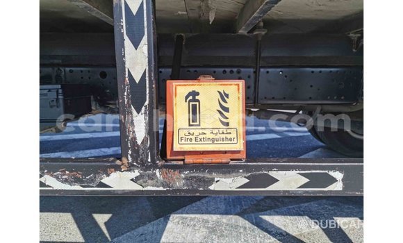 Buy Import Mitsubishi Carisma White Car in Import - Dubai in Ashanti Buy Import Mitsubishi Carisma White Car in Import - Dubai in Ashanti