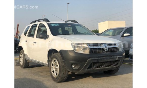 Buy Import Renault Duster White Car in Import - Dubai in Ashanti Buy Import Renault Duster White Car in Import - Dubai in Ashanti