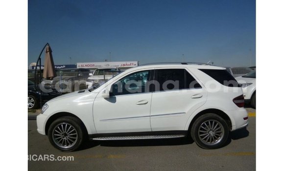 Ra Imported Mercedes-Benz A200 funfun Ọkọ̀ in Import - Dubai ni Ashanti Ra Imported Mercedes-Benz A200 funfun Ọkọ̀ in Import - Dubai ni Ashanti