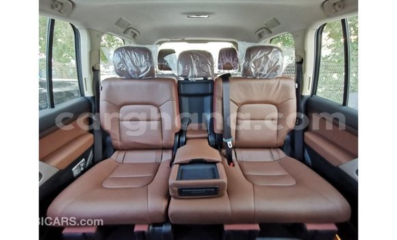 Ra Imported Toyota Land Cruiser funfun Ọkọ̀ in Import - Dubai ni Ashanti Ra Imported Toyota Land Cruiser funfun Ọkọ̀ in Import - Dubai ni Ashanti