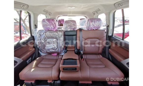 Buy Import Toyota Land Cruiser Black Car in Import - Dubai in Ashanti Buy Import Toyota Land Cruiser Black Car in Import - Dubai in Ashanti