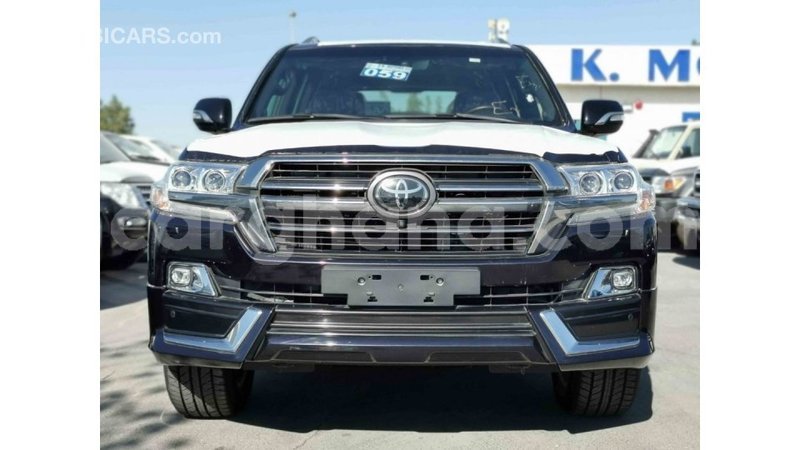 Big with watermark toyota land cruiser ashanti import dubai 16304