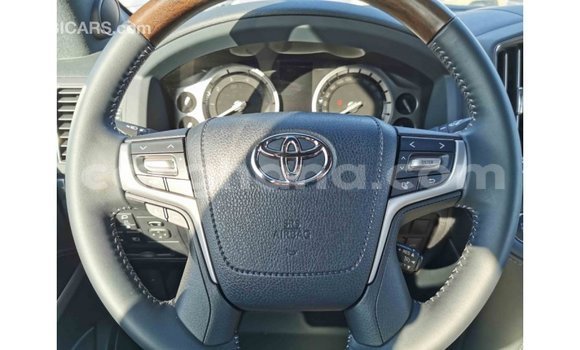 Buy Import Toyota Land Cruiser Black Car in Import - Dubai in Ashanti Buy Import Toyota Land Cruiser Black Car in Import - Dubai in Ashanti