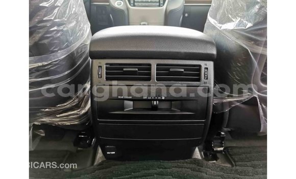 Buy Import Toyota Land Cruiser White Car in Import - Dubai in Ashanti Buy Import Toyota Land Cruiser White Car in Import - Dubai in Ashanti