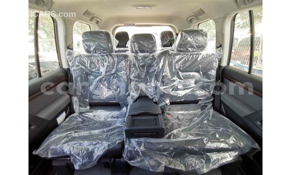 Buy Import Toyota Land Cruiser White Car in Import - Dubai in Ashanti Buy Import Toyota Land Cruiser White Car in Import - Dubai in Ashanti