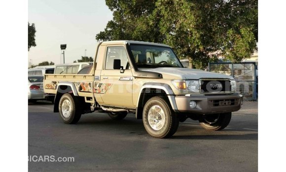 Ra Imported Toyota Land Cruiser Alagara Ọkọ̀ in Import - Dubai ni Ashanti Ra Imported Toyota Land Cruiser Alagara Ọkọ̀ in Import - Dubai ni Ashanti