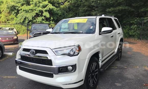 Buy Used Toyota 4Runner White Car in Accra in Greater Accra Buy Used Toyota 4Runner White Car in Accra in Greater Accra