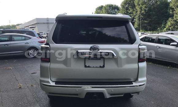 Buy Used Toyota 4Runner White Car in Accra in Greater Accra Buy Used Toyota 4Runner White Car in Accra in Greater Accra