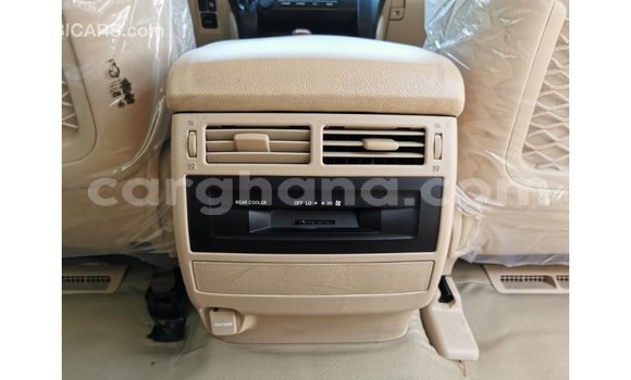 Buy Import Toyota Land Cruiser White Car in Import - Dubai in Ashanti Buy Import Toyota Land Cruiser White Car in Import - Dubai in Ashanti