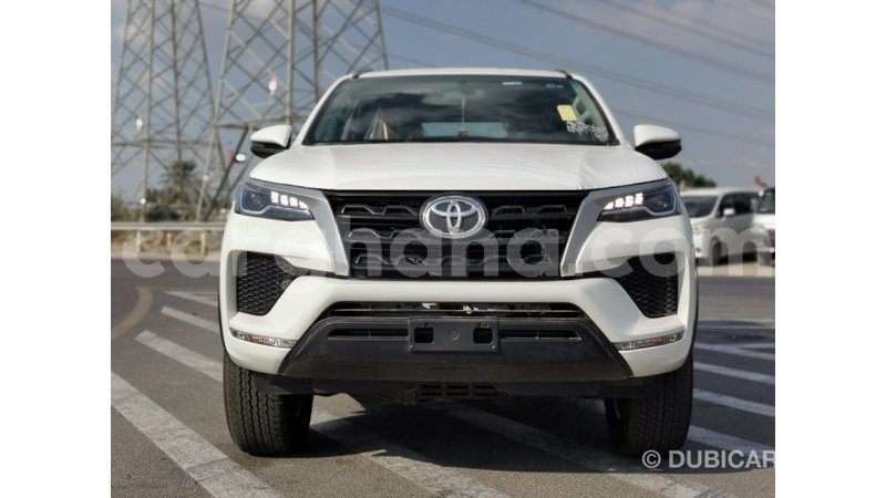 Big with watermark toyota fortuner ashanti import dubai 16362