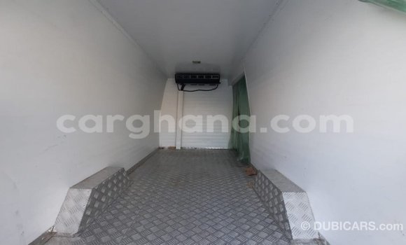 Ra Imported Nissan Urvan funfun Ọkọ̀ in Import - Dubai ni Ashanti Ra Imported Nissan Urvan funfun Ọkọ̀ in Import - Dubai ni Ashanti