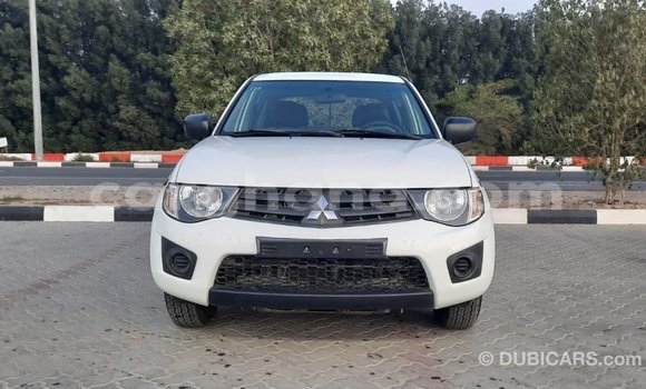 Ra Imported Mitsubishi L200 funfun Ọkọ̀ in Import - Dubai ni Ashanti Ra Imported Mitsubishi L200 funfun Ọkọ̀ in Import - Dubai ni Ashanti